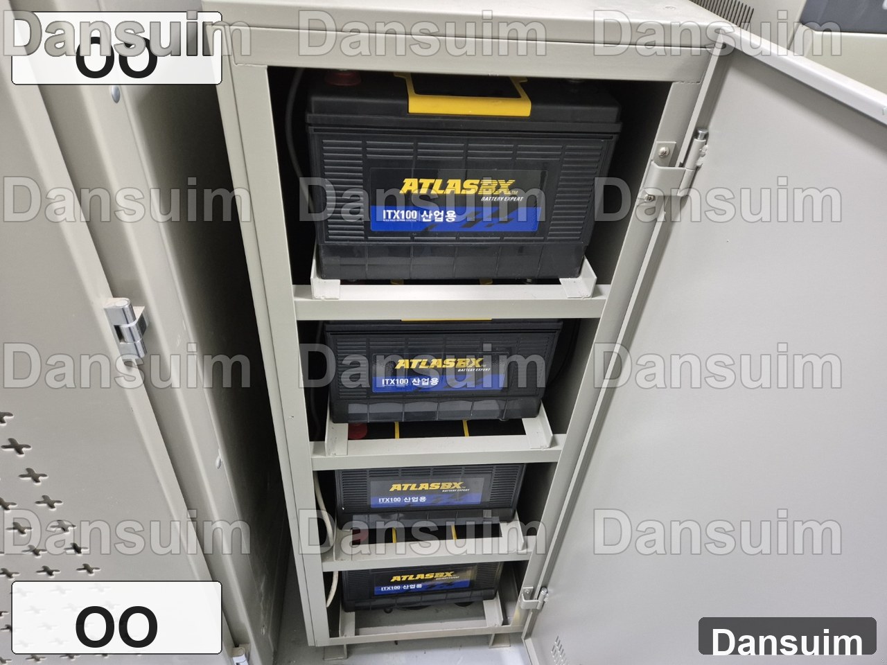 OO 현장 산업용 배터리 교체 사례 3 (ITX200_68EA,ITX150_32EA,ITX100_40EA_교체) | UPS 배터리 설치