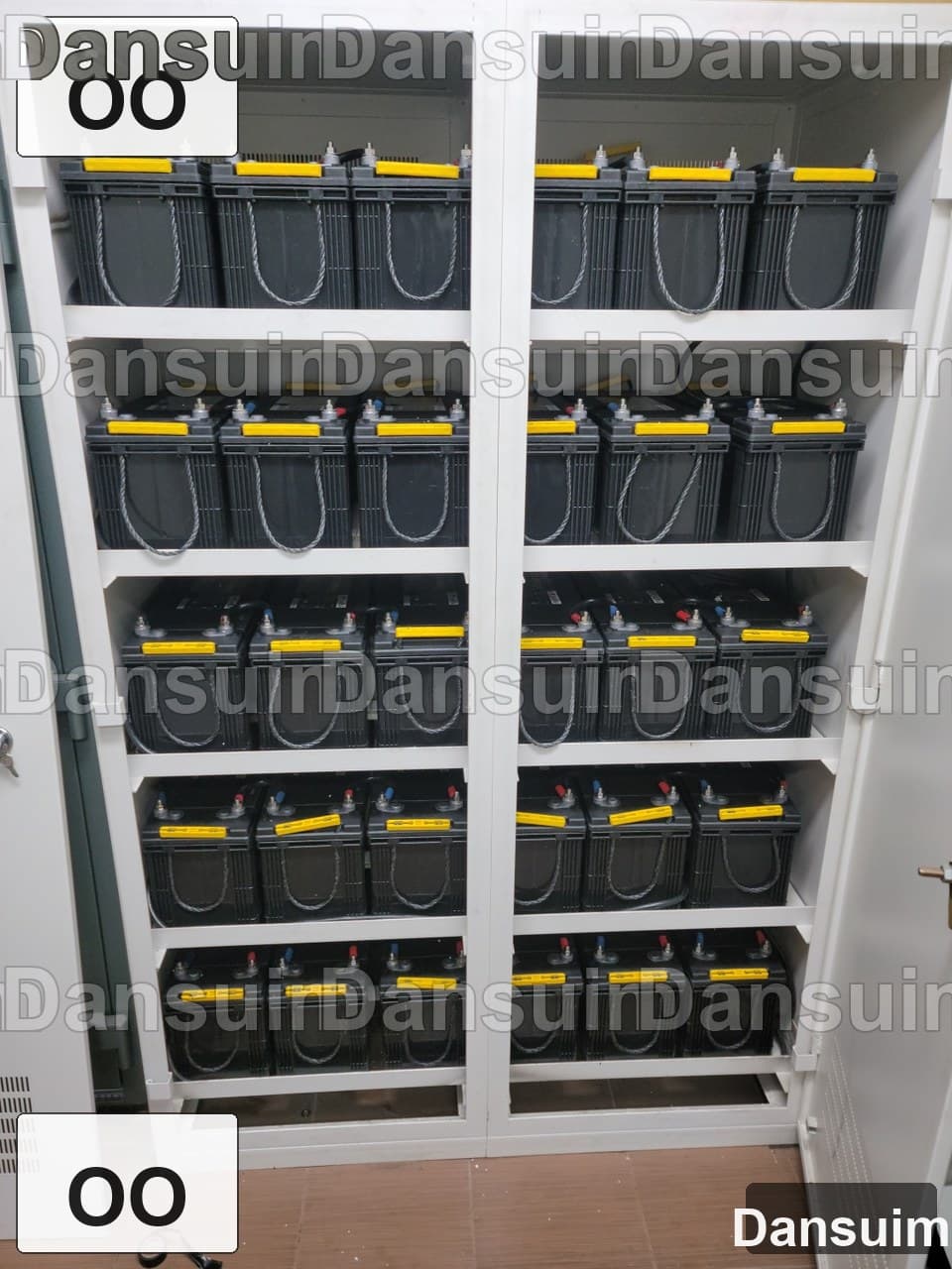OO 현장 산업용 배터리 교체 사례 1 (ITX200_16EA,ITX120_30EA,ITX40_32EA_교체) | UPS 배터리 설치