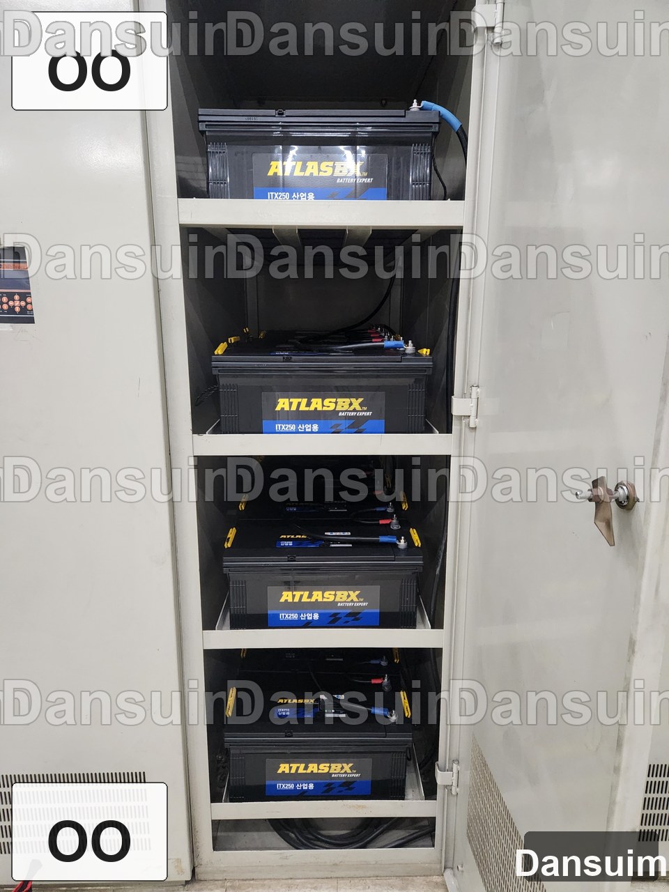 OO 현장 산업용 배터리 교체 사례 5 (ITX250_20EA_교체) | UPS 배터리 설치