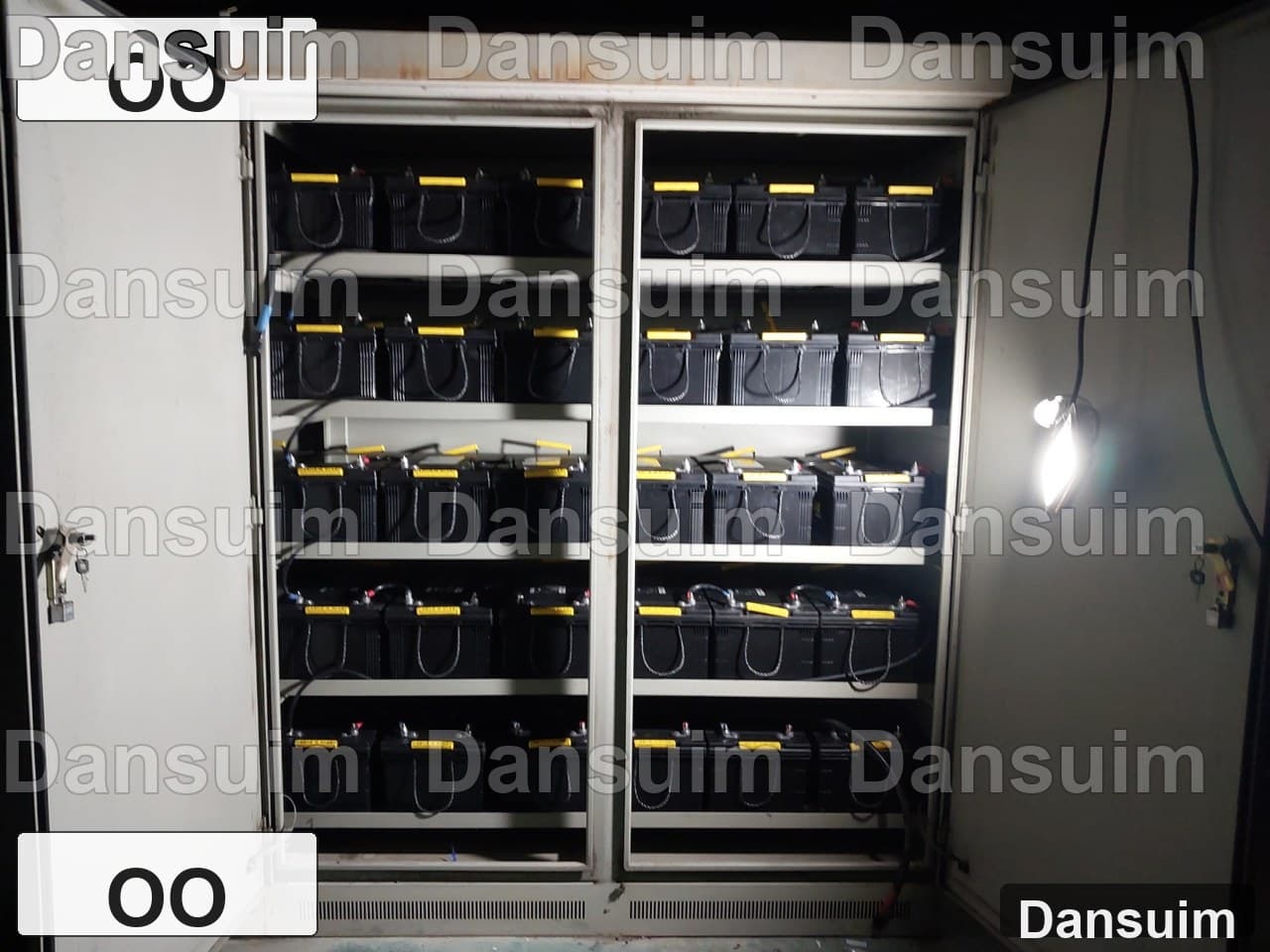 OO 현장 산업용 배터리 교체 사례 1 (ITX250_30EA_교체) | UPS 배터리 설치